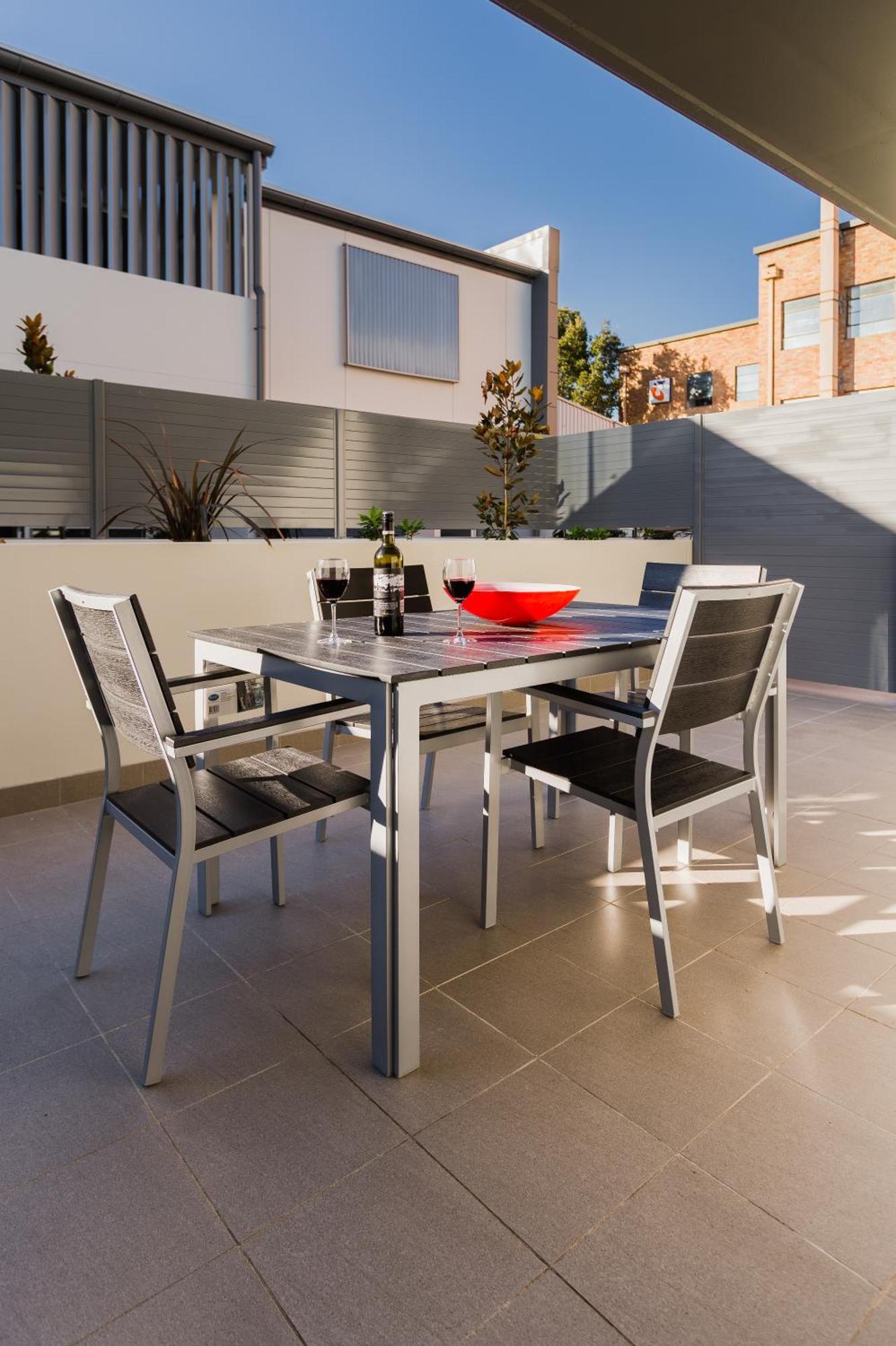 Hamilton Executive Apartments Newcastle Exterior photo